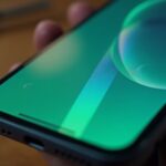 iphone 12 migotanie ekranu